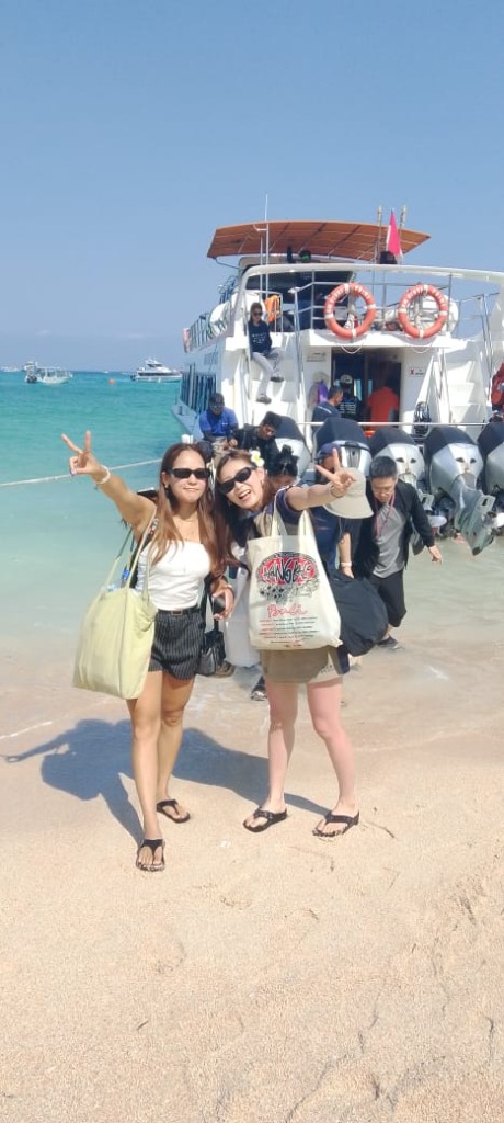 レンボンガン島ツアーの様子 3